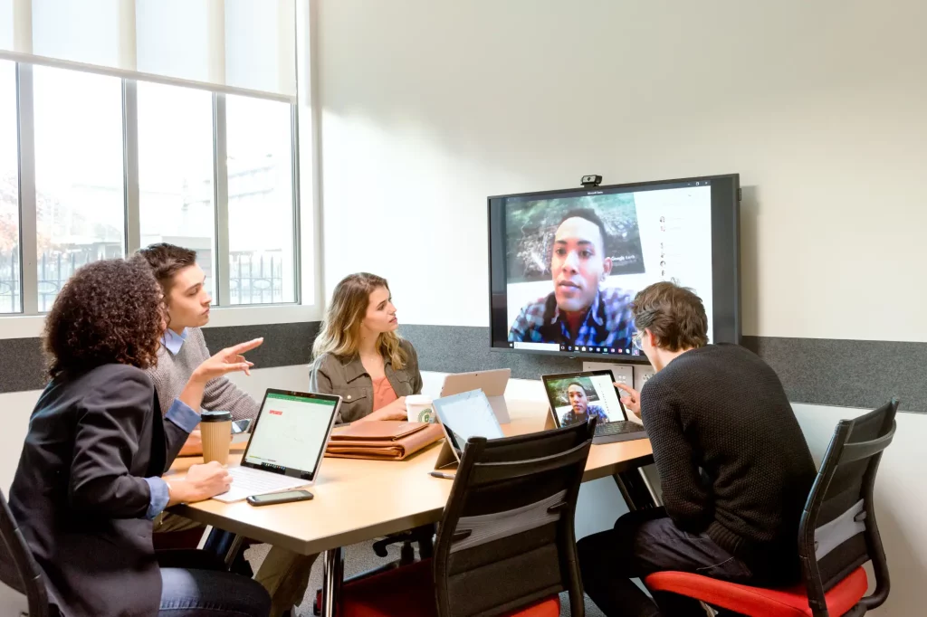 Témoignage CRM Dynamics 365 : risingSUD modernise son outil sans perturber ses équipes